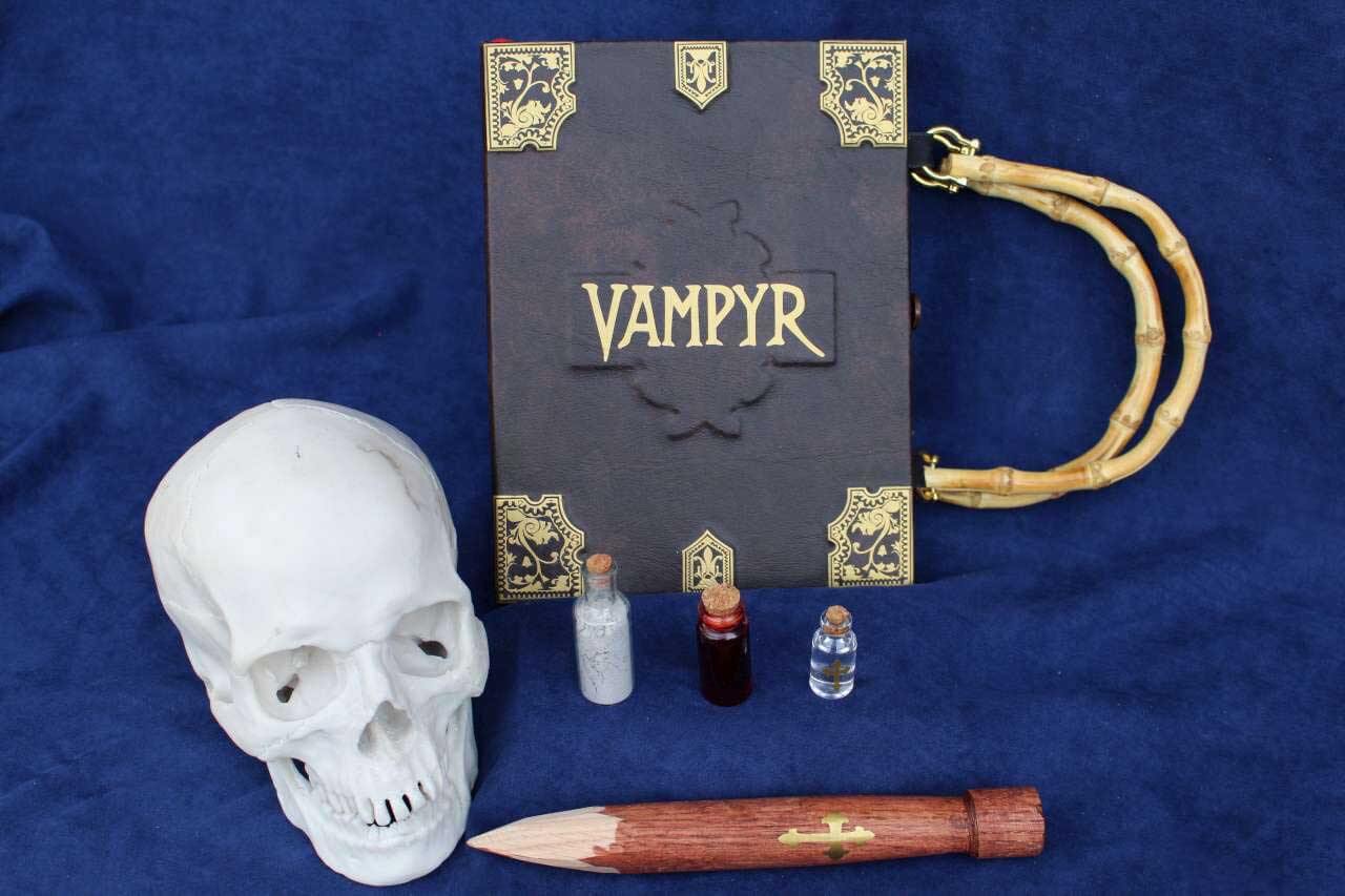 Buffy Vampyr Slayers Handbook Hand Bag - Custom Book Replica / Clutch / Purse / Satchel (Inspired by Buffy the Vampire Slayer)