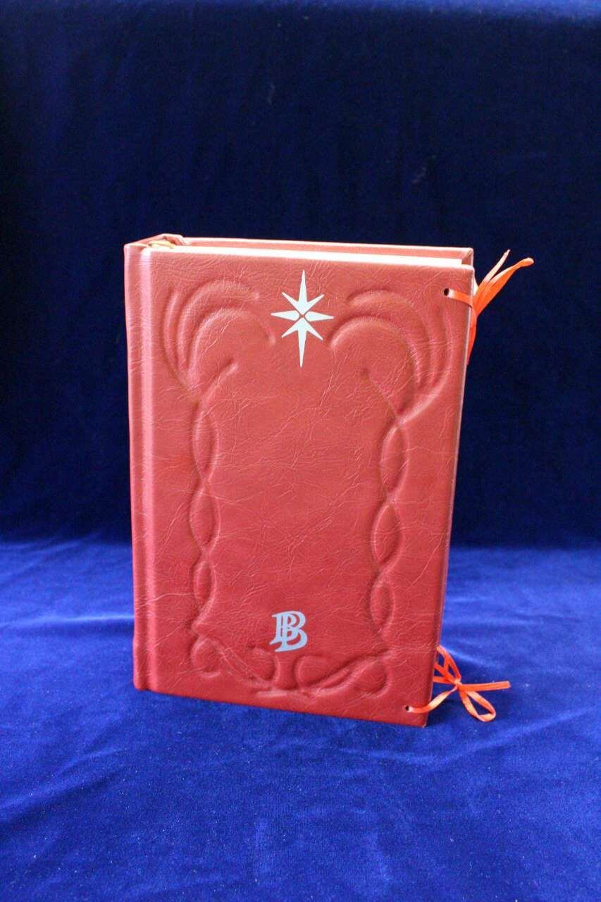 The Lord of the Rings - Red Book of Westmarch Leatherbound Collector's Edition Book Replica
