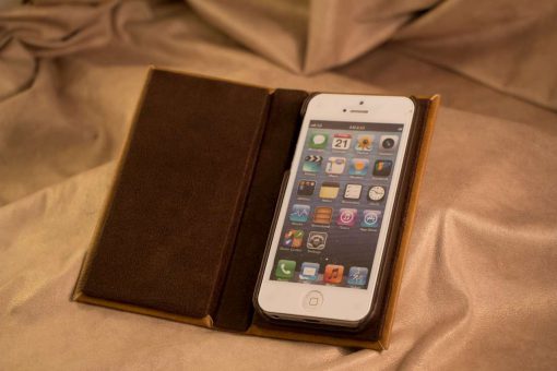 Neverending Story Phone Case - Leather Cover for iPhone / Smartphones