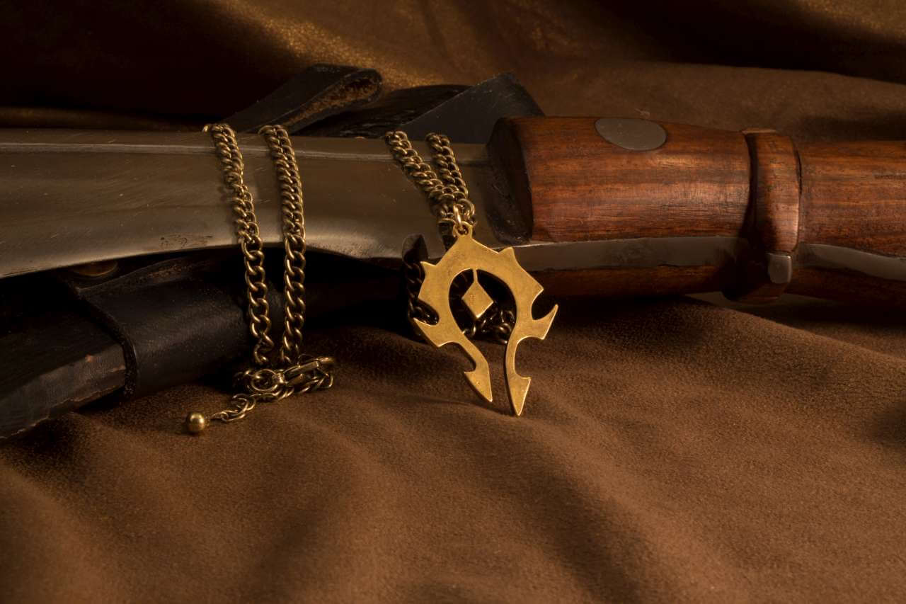 World of WarCraft Inspired Horde Symbol Pendant / Necklace Gold