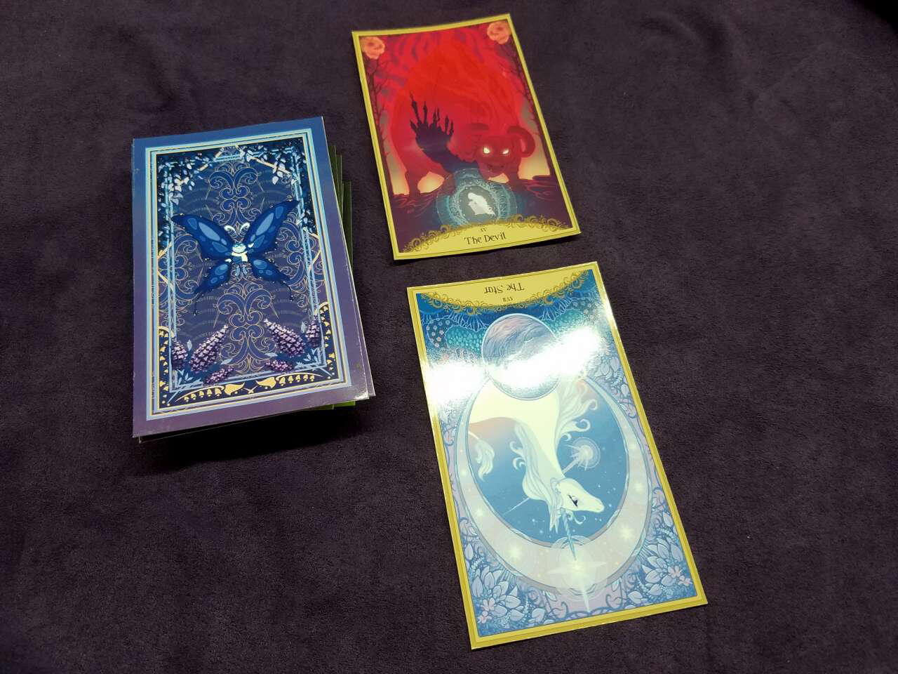The Last Unicorn Official Licensed Illustrated Tarot Deck Peter S Beagle Schmendrick Molly Grue Red Bull 2