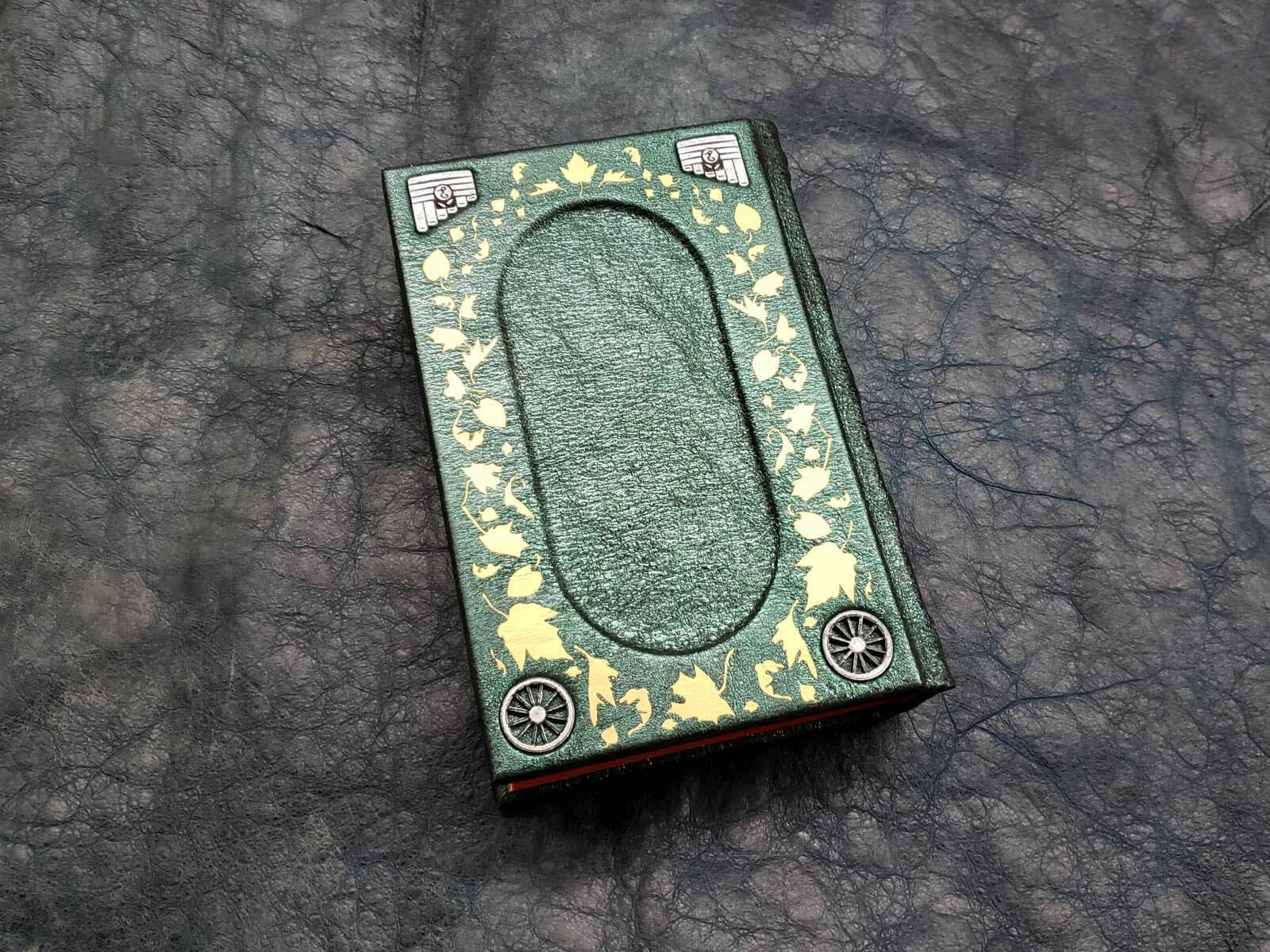 The Name of the Wind Patrick Rothfuss Leatherbound Leather Book Collectors Edition 6