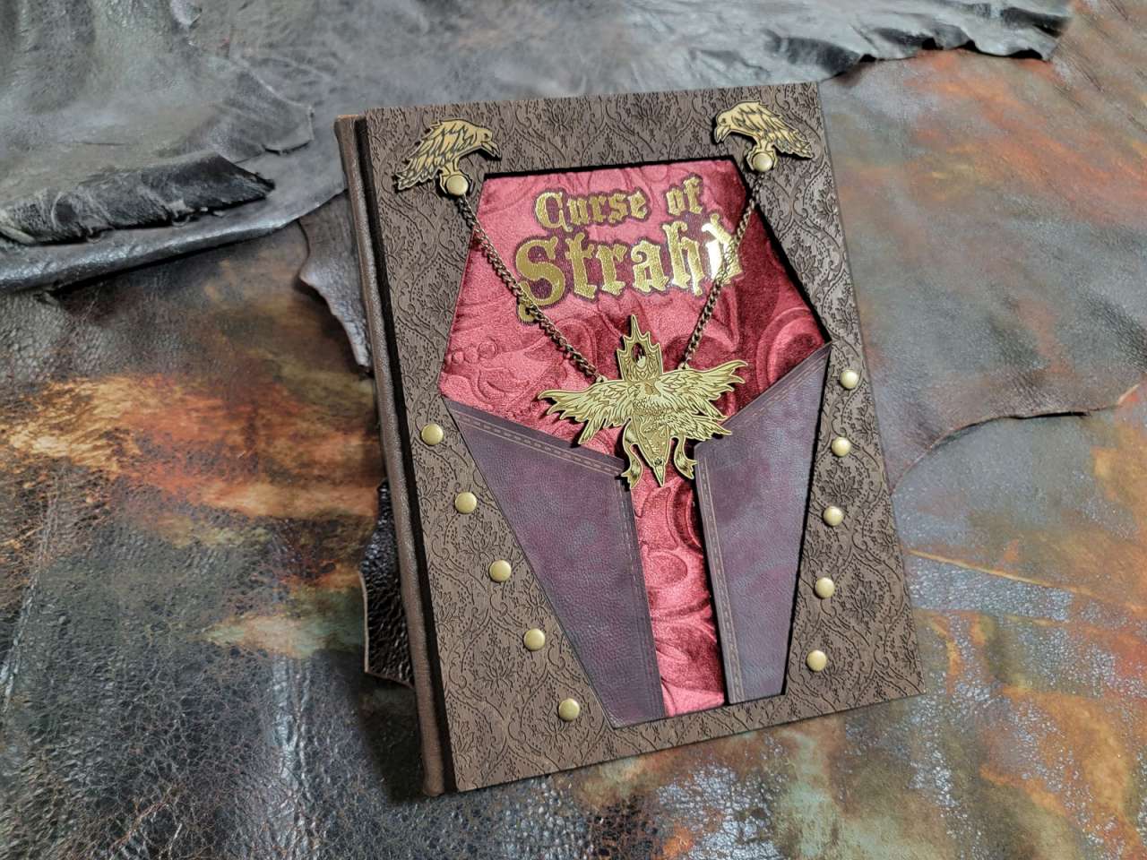 Dungeons and Dragons - Curse of Strahd Leatherbound Tome - Geekify Inc