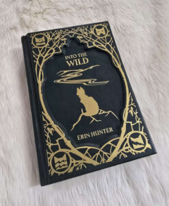 Alternative view of Into the Wild - Leatherbound Warrior Cats Book